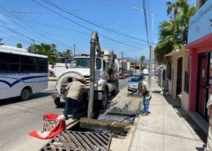 03 Recupera Oomsapas Los Cabos la operación en todo el municipio después de las afectaciones del huracán Olaf (1)