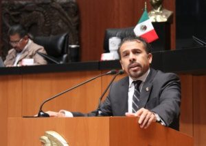 03 Oscar Leggs Castro cuenta con el respaldo de los Senadores de Baja California Sur, Ricardo Velázquez Meza 1