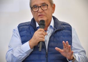 FOTO 1 XV Ayuntamiento sostiene reunión informativa con integrantes de CANIRAC sobre el Derecho de Saneamiento Ambiental