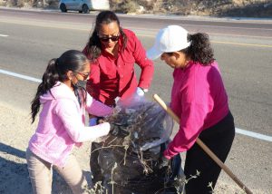 FOTO 1 CAMPAÑA LIMPIEZA CARRETERA CSL