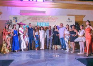 FOTO 1 CERTAMEN REINA FIESTAS SJC GALLO VEHICULAR