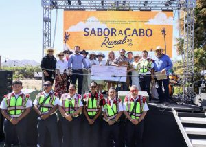 FOTO 2 ALCALDE SABOR A CABO