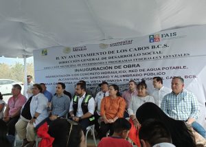 FOTO 3 ALCALDE OBRA PAVIMENTACIÓN VISTA HERMOSA