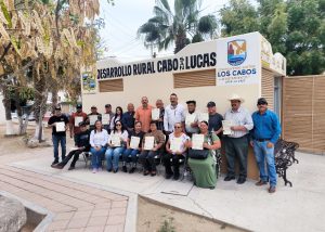 FOTO 3 DESARROLLO RURAL ENTREGA TÍTULOS SECTOR GANADERO (1)