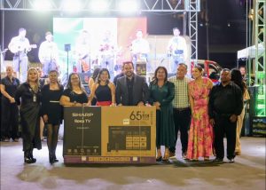 FESTEJO SIMULTÁNEO MAESTROS LOS CABOS 1