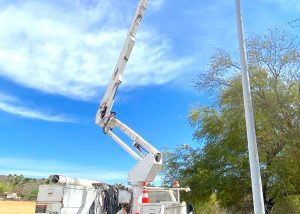 SERVICIOS PÚBLICOS ALUMBRADO CADUAÑO 2