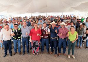 F-1-APOYO GANADEROS