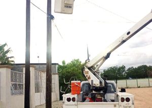 SERVICIOS PÚBLICOS REPARACIÓN LUMINARIAS 2