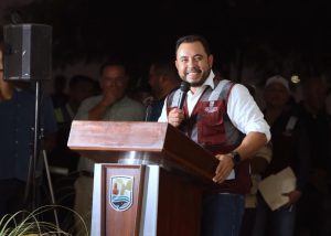 ALCALDE ENTREGA PAVIMENTACIÓN SJC 2