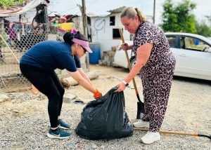 REGIDORA MARISELA LIMPIEZA LOS CABOS 3