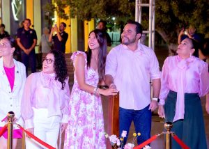 ENCENDIDO MES ROSA PALACIO MUNICIPAL 2