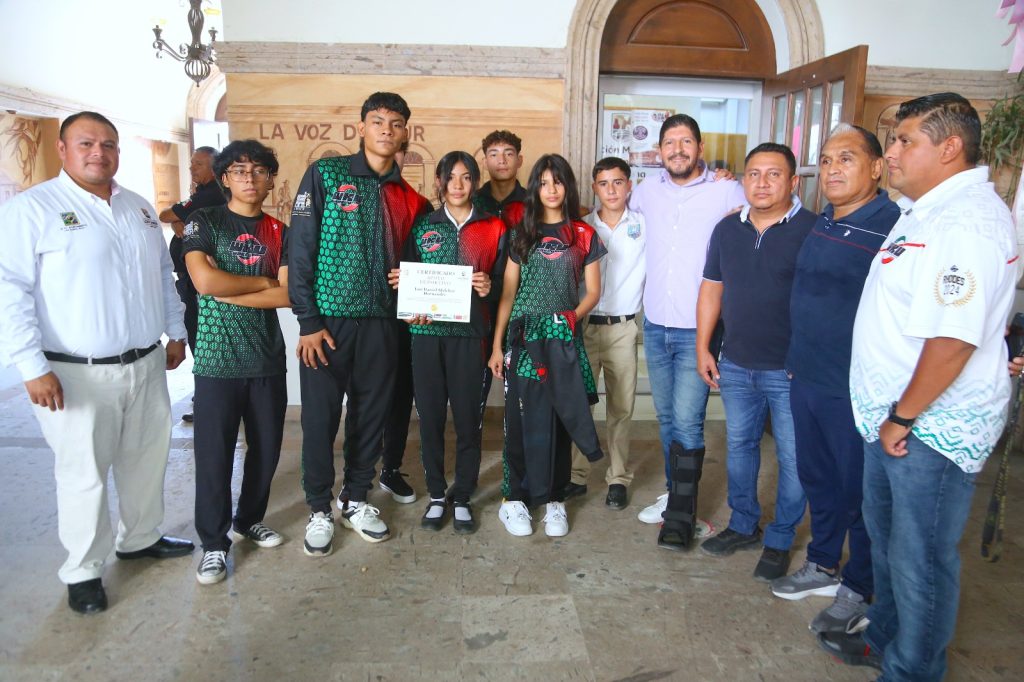 ENTREGA APOYO ATLETAS COMPETENCIA ALEMANIA 1