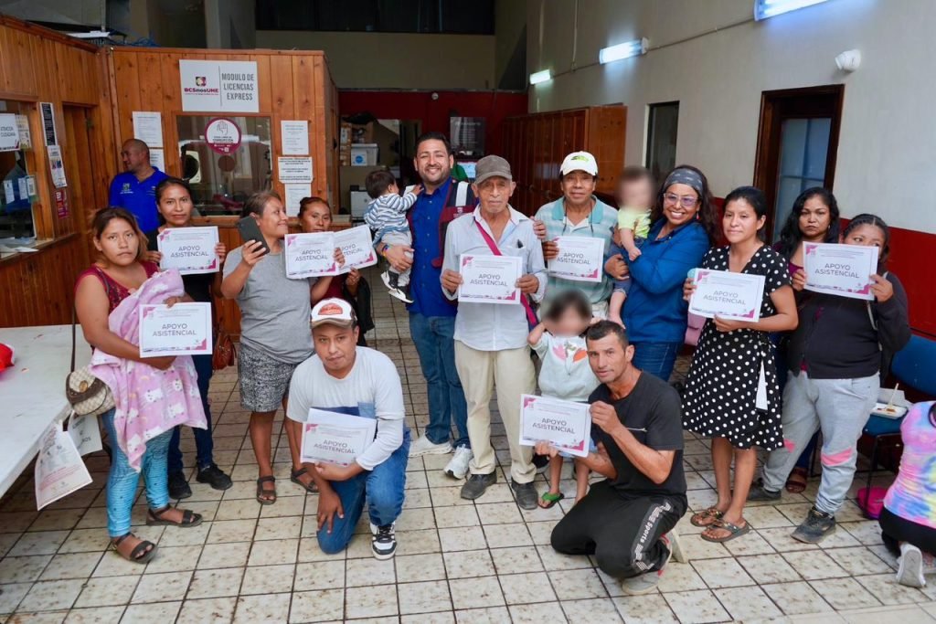 ENTREGA DE APOYO A FAMILIAS VULENRABLES EN CSL