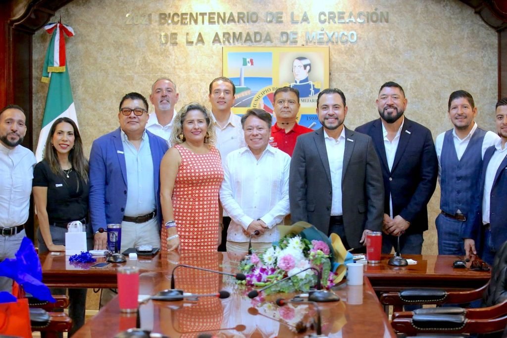 ALCALDE VISITA EMBAJADOR PANAMÁ MÉXICO 2