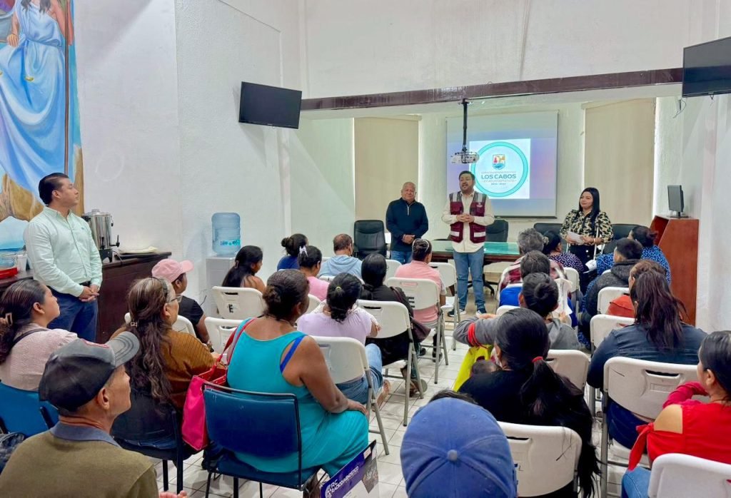 ATENCIÓN CIUDADANA ENTREGA APOYOS ASISTENCIALES 1