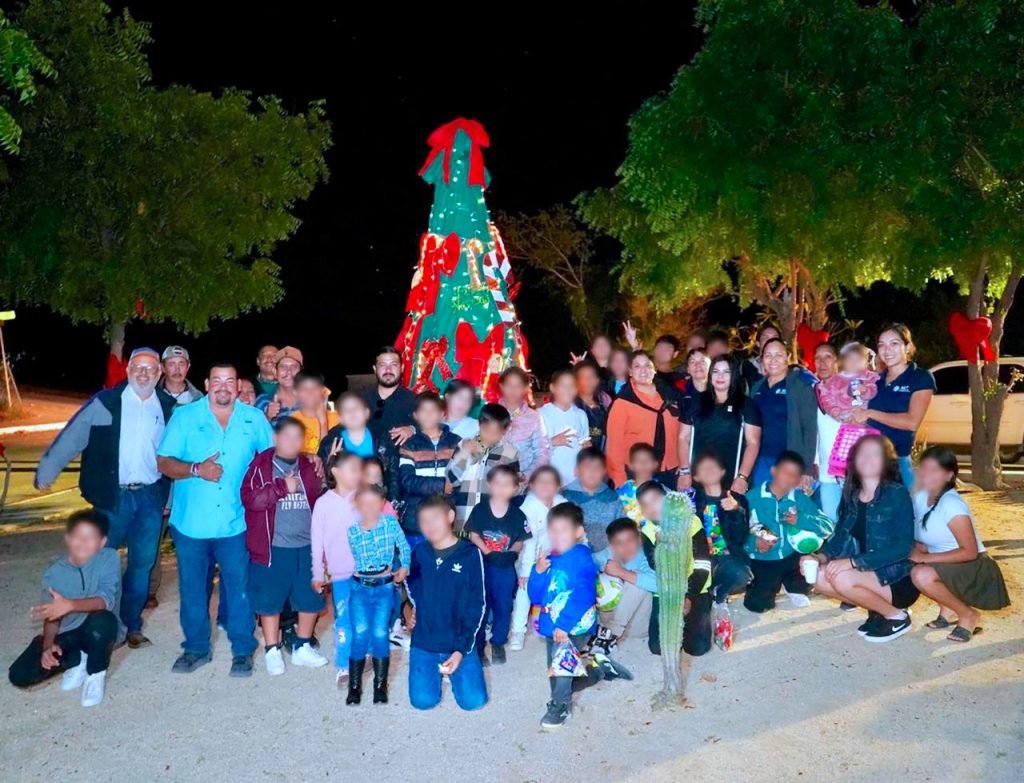ENCENDIDO ÁRBOL NAVIDEÑO LA CANDELARIA 1