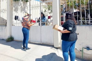 05 Cultura Ambiental de Servicios Públicos reparte material informativo a la ciudadanía de CSL1